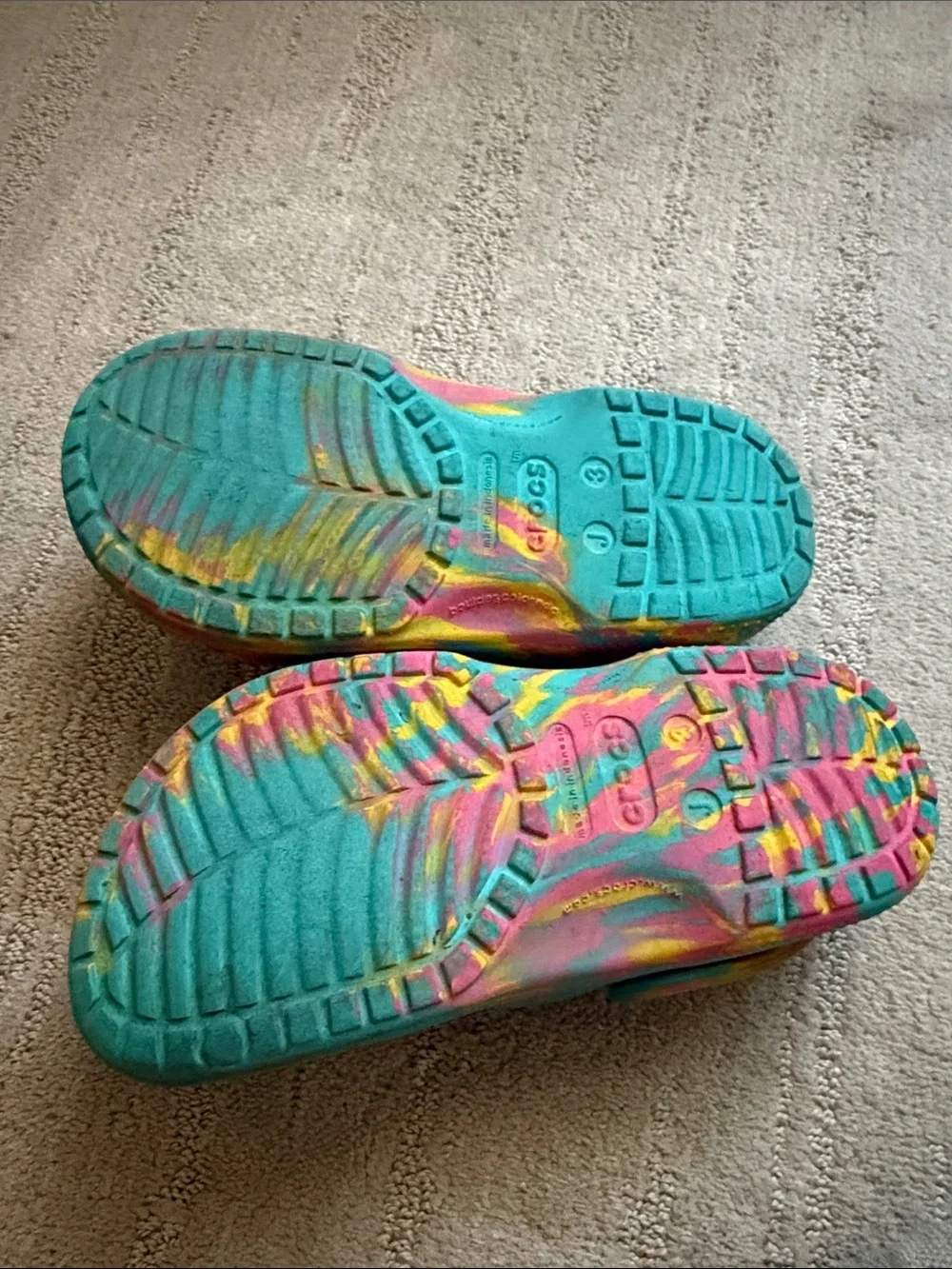 CROCS Kids Turquoise Tie-Dye Clog Sandals with Pink & Yellow Swirls